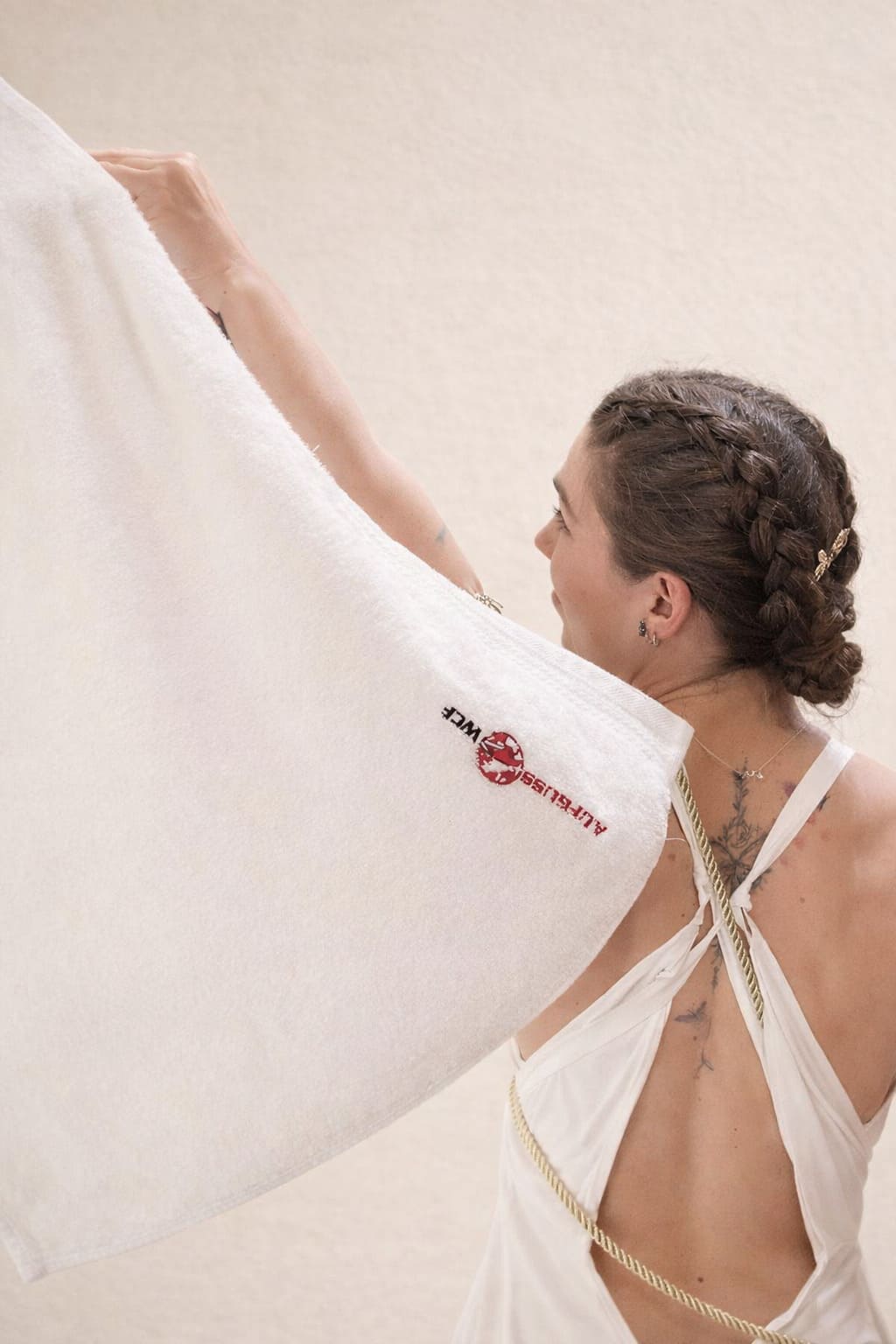 TOWEL CLOSED 70x70cm