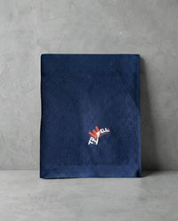 BIG CLOSED NAVY